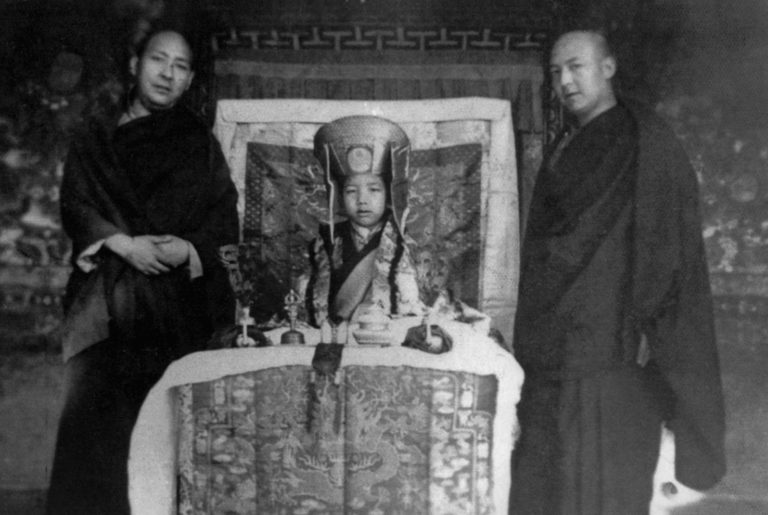 Файл:TralegRinpoche1.jpg