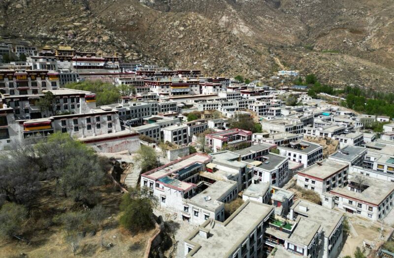 Файл:Drepung1.jpg