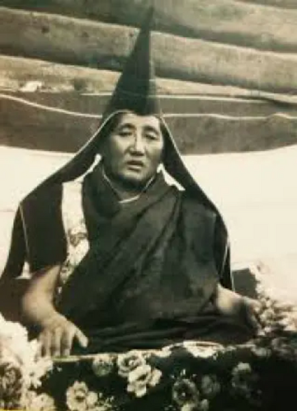 Файл:Adzom Gyalse1.png