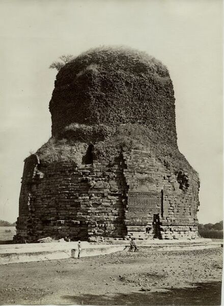 Файл:Stupa Dhamekh.jpg
