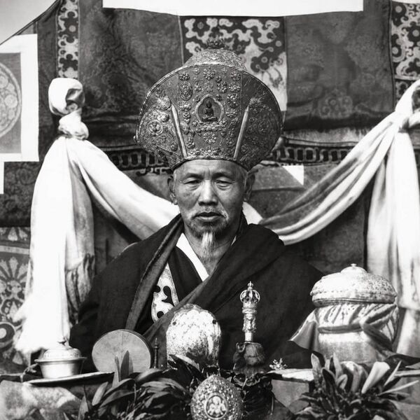 Файл:DrubwangTenzinGyatso.jpg