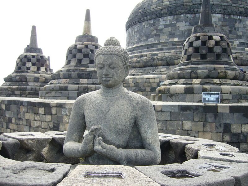 Файл:Borobodur1.jpg