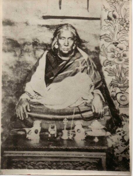 Файл:TriponPemaChogyal.jpg