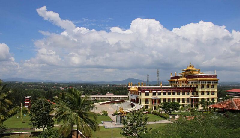 Файл:Tashilunpo1.jpg