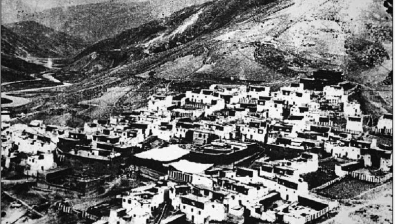 Файл:MonasteryTrangu1.jpg