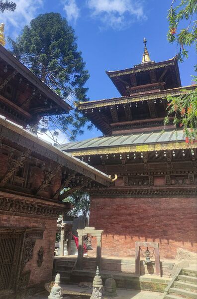 Файл:SankhuBajrayogini2.jpg