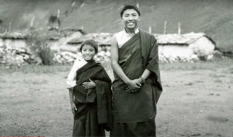 Файл:TsokniRinpoche.png