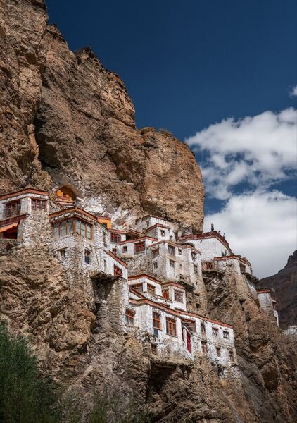 Файл:PhugtalGompa.jpg