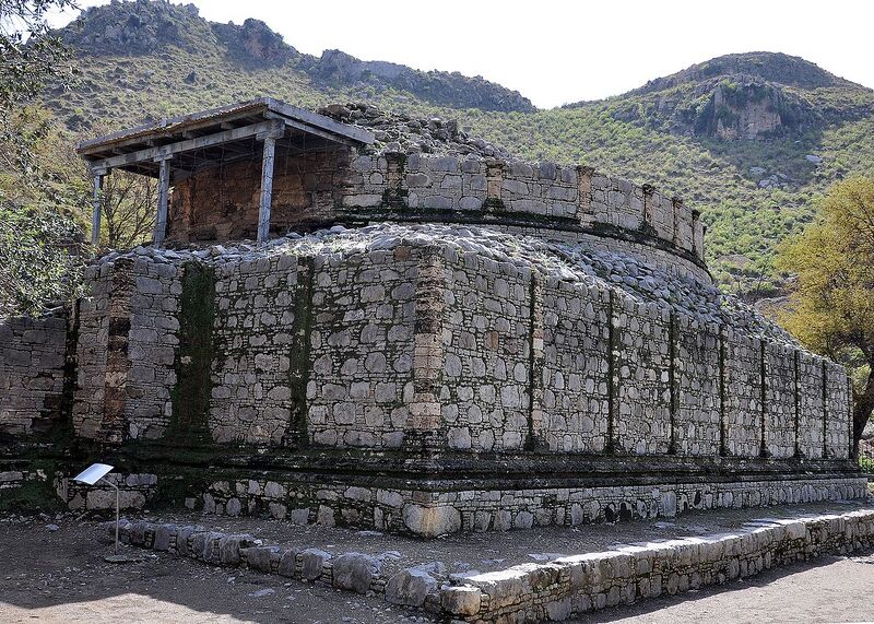 Файл:Takshashila ancient ruins6.jpg