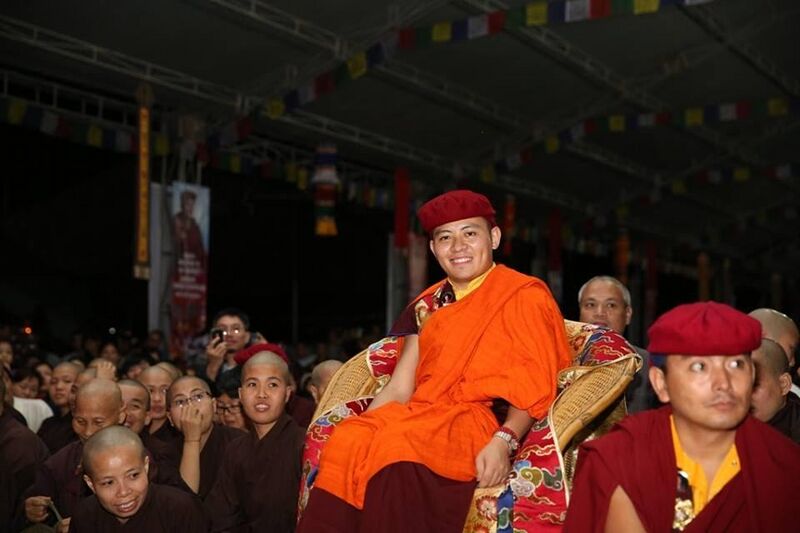 Файл:2TukseRinpoche3.jpg