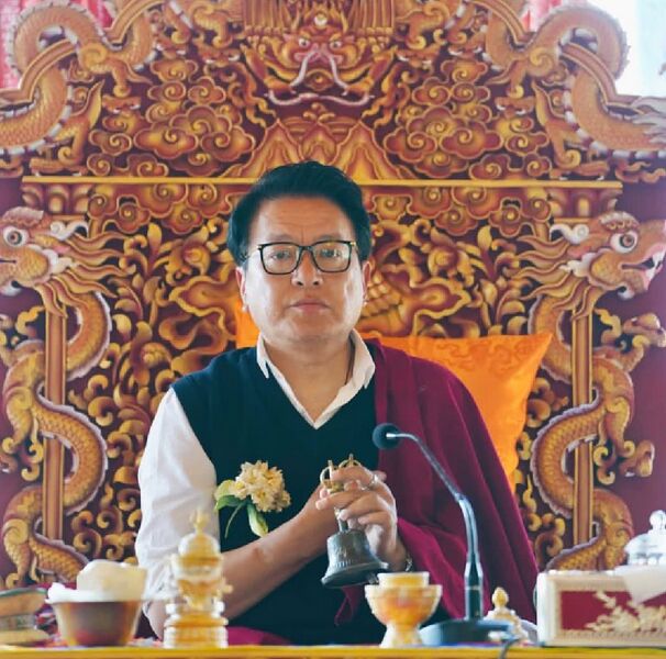 Файл:DungseRinpoche.jpg